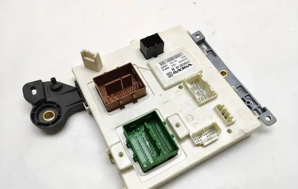 Volvo S90, V90 Comfort/convenience module 31394392 3HNJJ1 70410163
