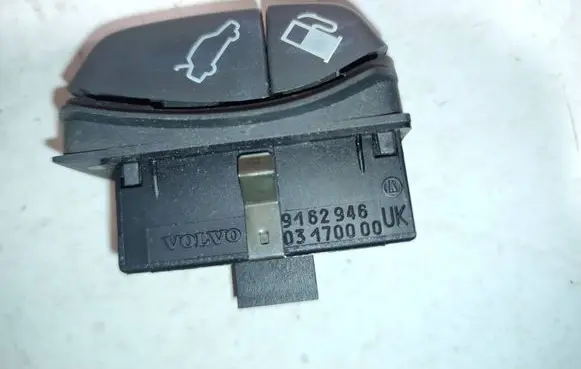 Tailgate opening switch