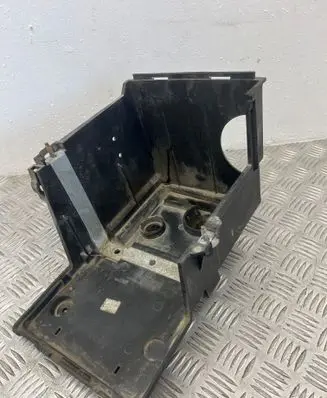 Battery box tray