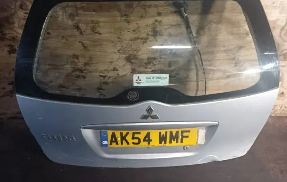 Mitsubishi Grandis Tailgate/trunk/boot lid