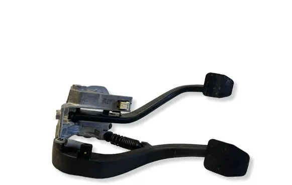 BMW 1 F20 F21 Pedal assembly 6860643 678711