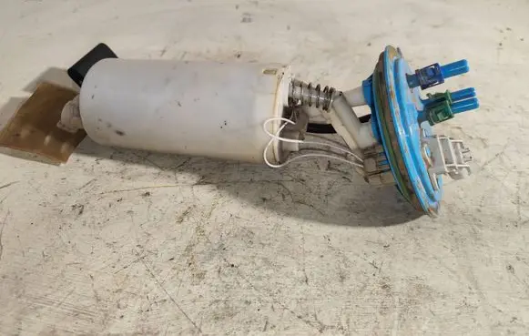 Chrysler Grand Voyager IV In-tank fuel pump 4809589 417a01 97082