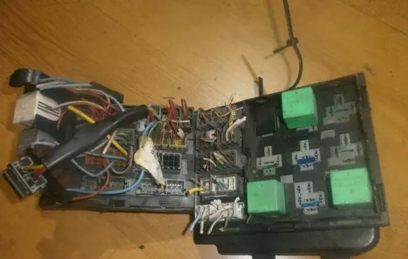 Citroen Xantia Fuse box set