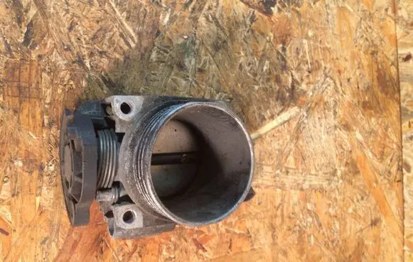 Volvo S40, V40 Throttle body valve F2C00 2910CE