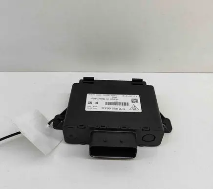 Volkswagen Touareg II Voltage converter/converter module 111001912 7PP959663E