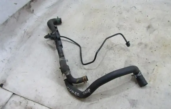 Opel Vivaro Engine coolant pipe/hose