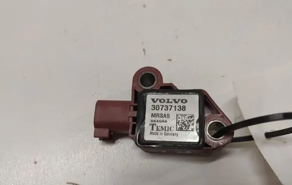 Volvo V50 Airbag deployment crash/impact sensor 30737138 MRSA5 8840A6