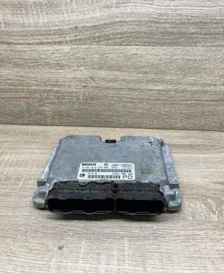 Opel Zafira A Engine control unit/module 24417169 0281010268