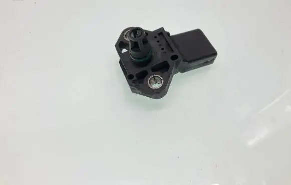 Skoda Octavia Mk2 (1Z) Air pressure sensor 038906051C 0281002401