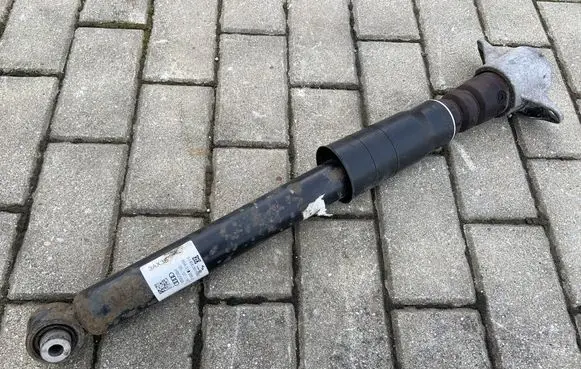 Rear shock absorber/damper