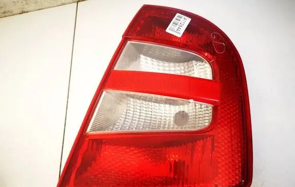 Skoda Fabia Mk1 (6Y) Rear/tail lights 6Y6945096B 6Y6945112B