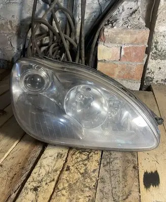 Mercedes-Benz S W220 Headlight/headlamp A2208204061