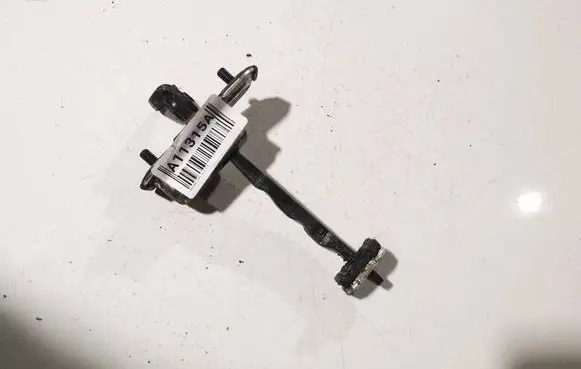Hyundai ix35 Front door check strap stopper 