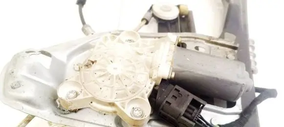 Mercedes-Benz C W203 Front door window regulator motor A2118201742 7746002817