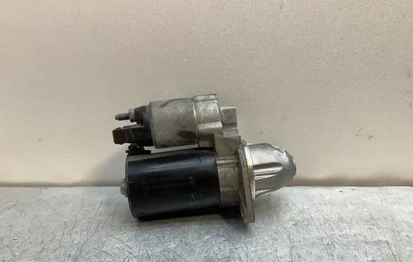 BMW 5 E60 E61 Starter motor 7594292 7521123 0001107424