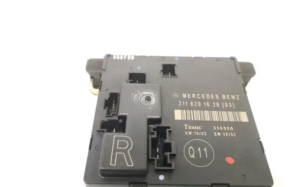 Mercedes-Benz E W211 Door control unit/module 2118201626