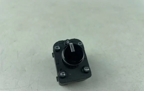 Audi Q4 e-tron Wing mirror switch 4N0959565