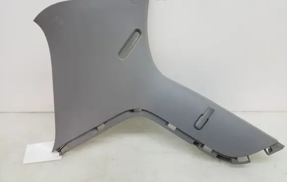 (D)pillar trim (top)