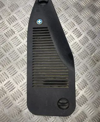 Opel Zafira A Dash center air vent grill 90580309 0088090 1106Z155381