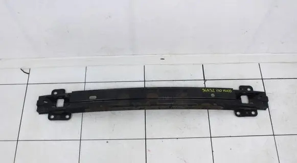 Hyundai i30 Front bumper support beam 