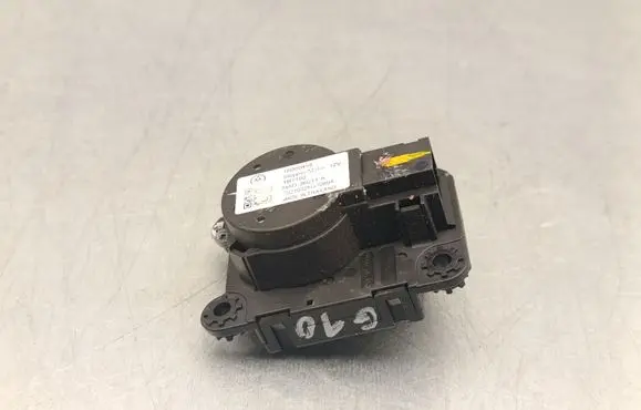 Citroen C4 III e-C4 Air flap motor/actuator 16000458