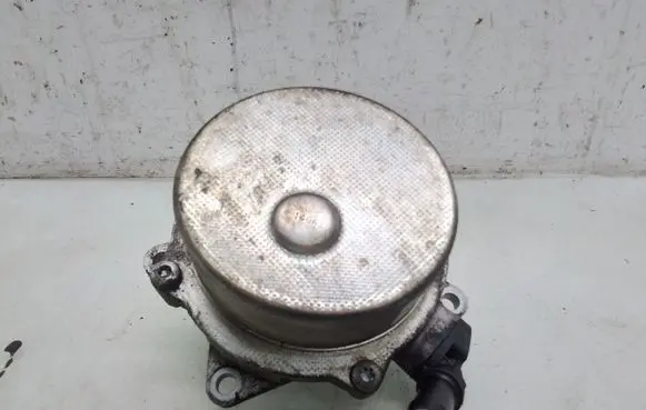 Audi A6 S6 C5 4B Vacuum pump 7226080605