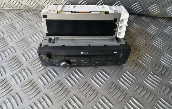 Renault Master III Radio/CD/DVD/GPS head unit 281154731R 280346458R