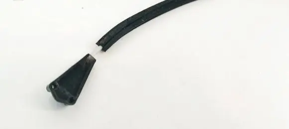 Skoda Octavia Mk2 (1Z) Rear door cable line 443839081C