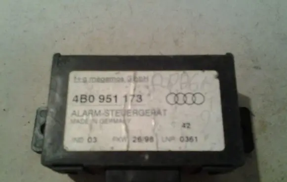 Audi A6 S6 C6 4F Alarm control unit/module 4B0951173