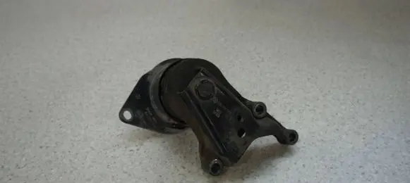 Volkswagen Polo III 6N 6N2 6NF Engine mount vacuum valve 6N0199176A 6N0199181D