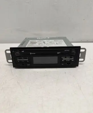 Renault Trafic III (X82) Radio/CD/DVD/GPS head unit 281157689R