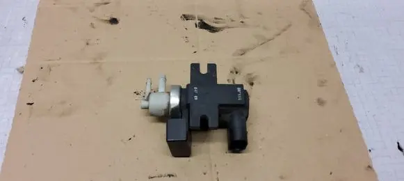 Audi A4 S4 B6 8E 8H Turbo solenoid valve 8E0906623