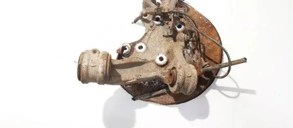 Rear wheel hub
