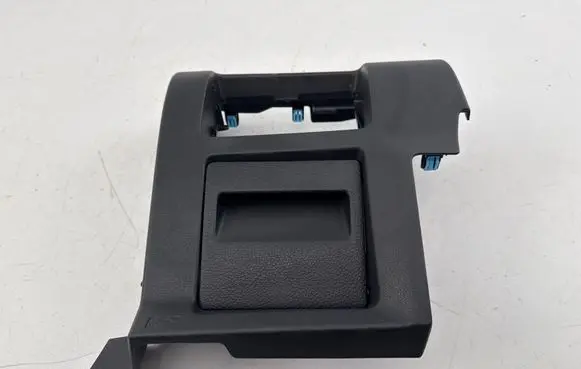 Subaru XV Fuse box cover 66075FL010 66135AJ020