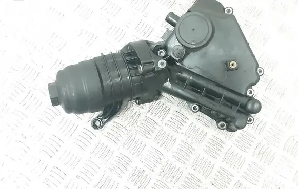 Volvo S60 Oil filter mounting bracket 30757730