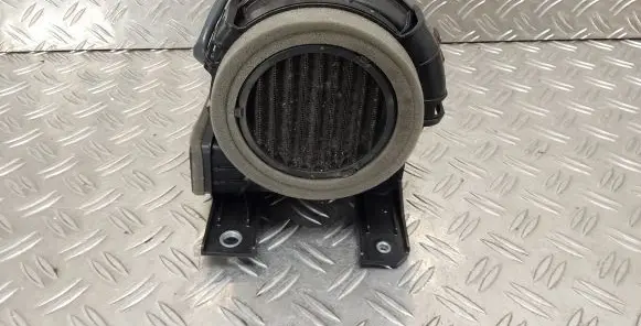 Toyota Yaris Hybrid/electric vehicle battery fan G923052040