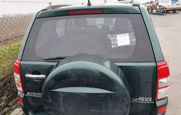 Suzuki Grand Vitara II Tailgate/trunk/boot lid 5D Z2T C07