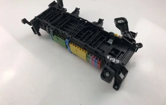 Mercedes-Benz A W176 Fuse box set A2465400240