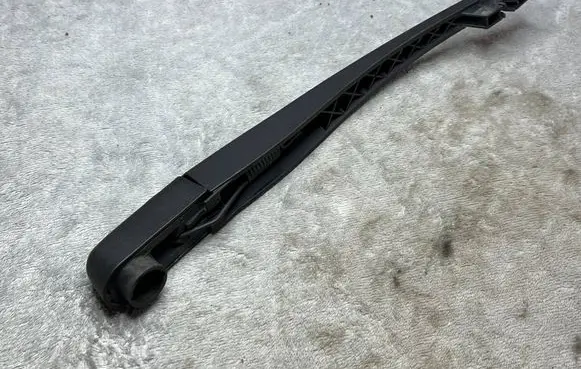 KIA Ceed Rear glass lock/latch C295 1608396380
