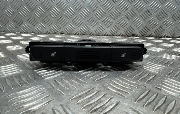 KIA Sorento Seat heating switch 299108734