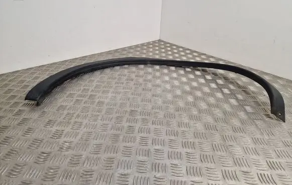 Nissan Qashqai+2 Rear arch trim 93829BR0XX