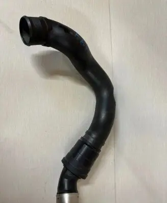 Jaguar F-Pace Intercooler hose/pipe GX736N650A 3A660F20