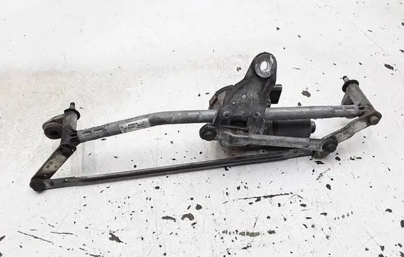 Front wiper linkage