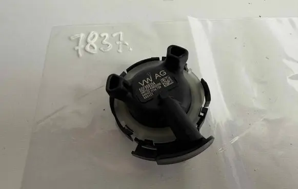 Seat Arona Airbag deployment crash/impact sensor 5QF959354