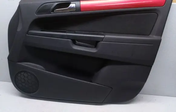 Opel Zafira B Front door card panel trim 13223185 AHH26506 13236020