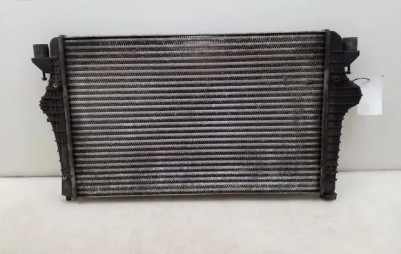 Volkswagen Sharan Intercooler radiator 7M3145804