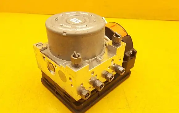Citroen DS3 ABS Pump 9844529780