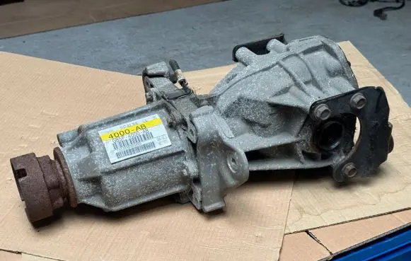 Ford Explorer Rear differential GB5P4000AB