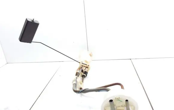 Volkswagen PASSAT B3 Fuel level sensor 333919051