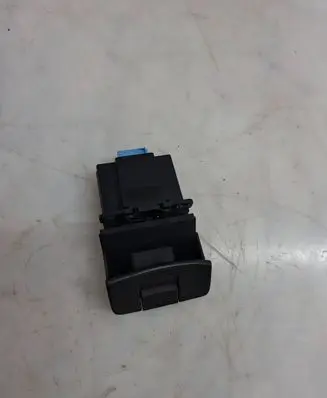 Renault Espace - Grand espace IV Hand parking brake switch 8200048590G